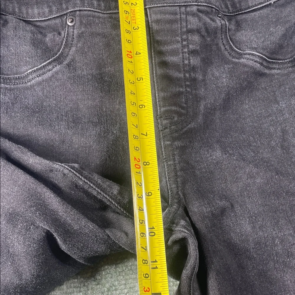 SPANX Women's Skinny Jeans -‎ Black Distressed